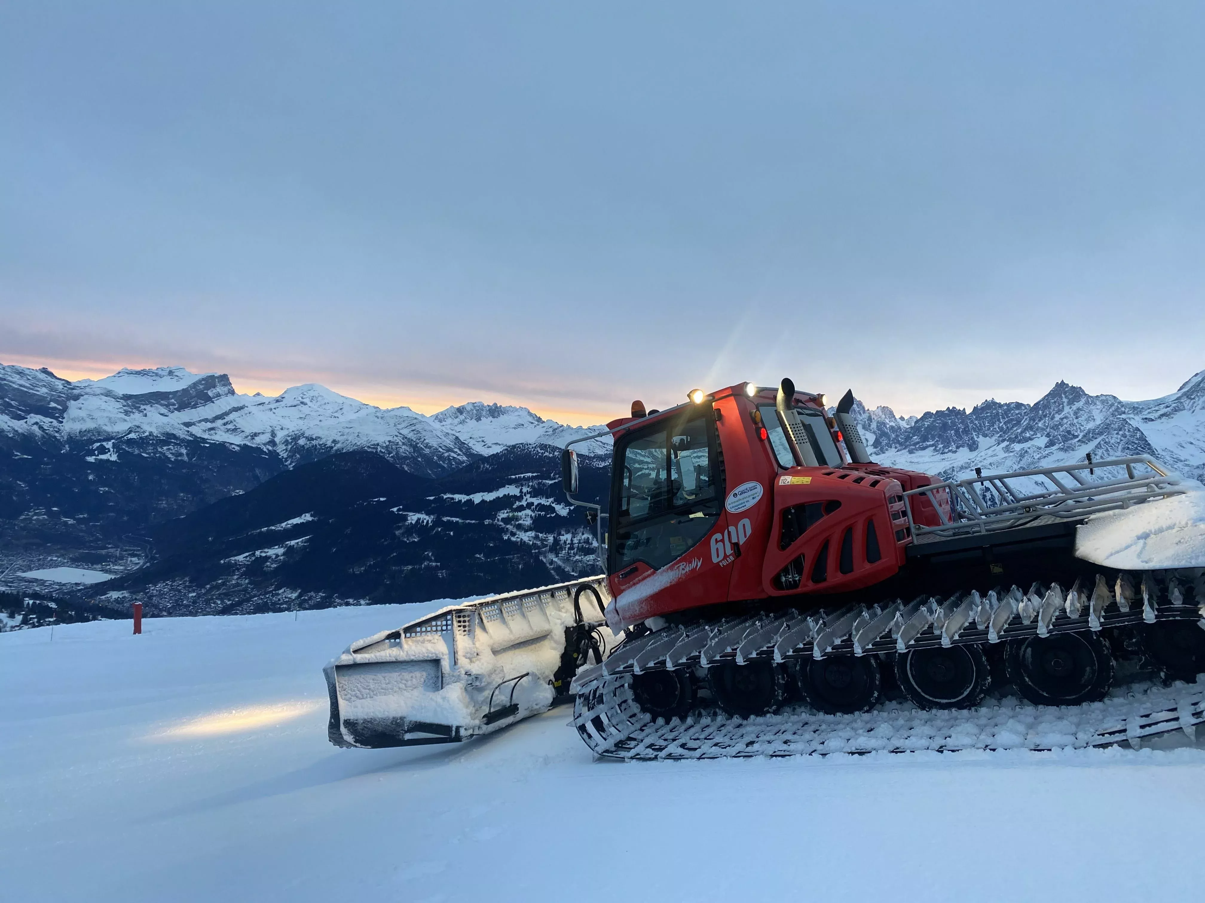 Lame à neige pour porte outils